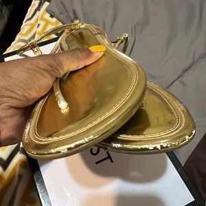 Tory Burch thong sandal